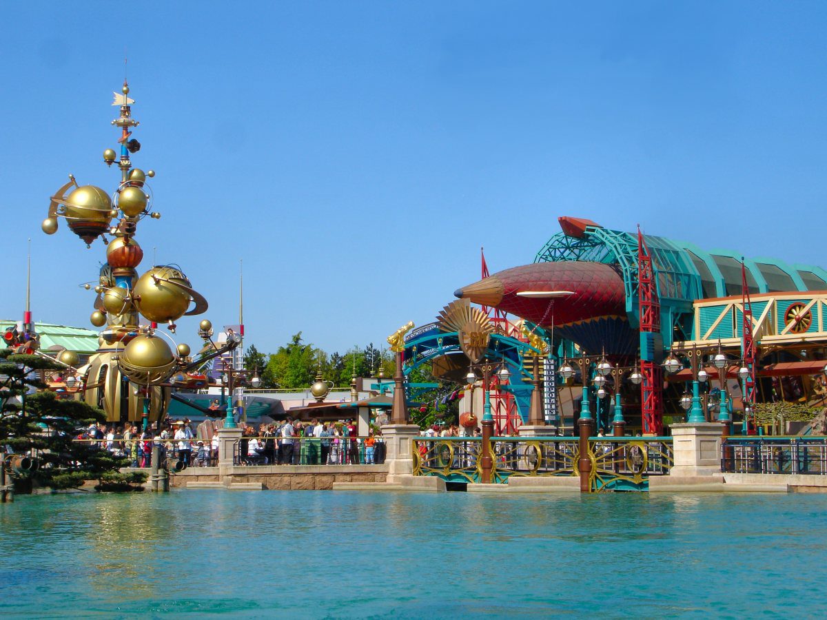  Walt  Disney  Company  gains control of Disneyland Paris  
