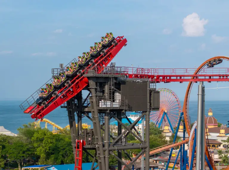Cedar Point Siren's Curse