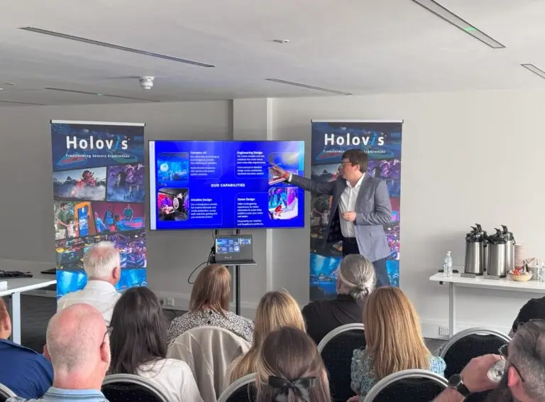 Holovis